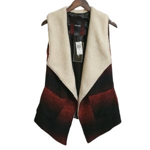 Me, Jane Red and Black Plaid Vest Women's Size Medium NWT
